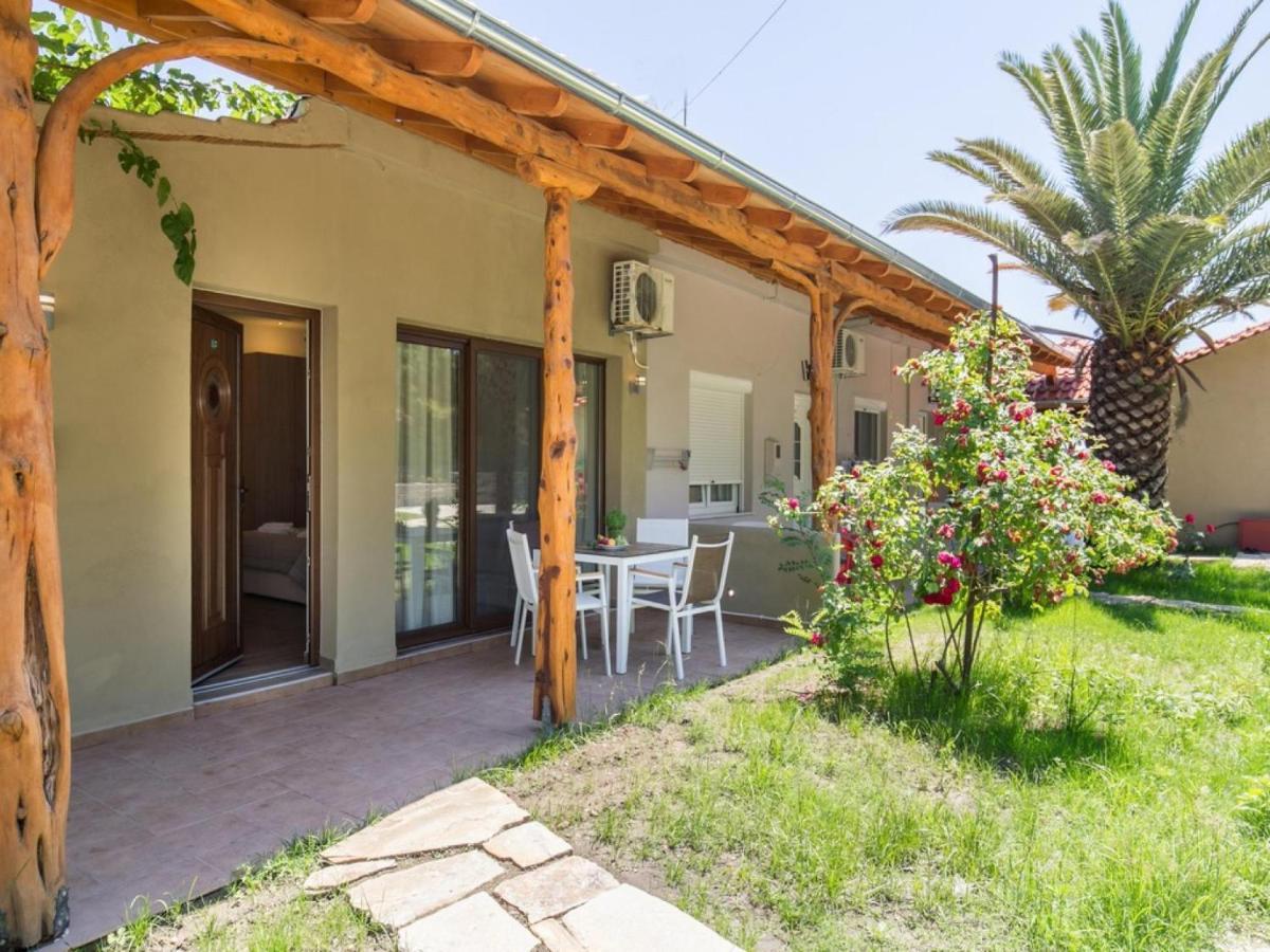 Oasis Deluxe Studios Pefkari Dış mekan fotoğraf